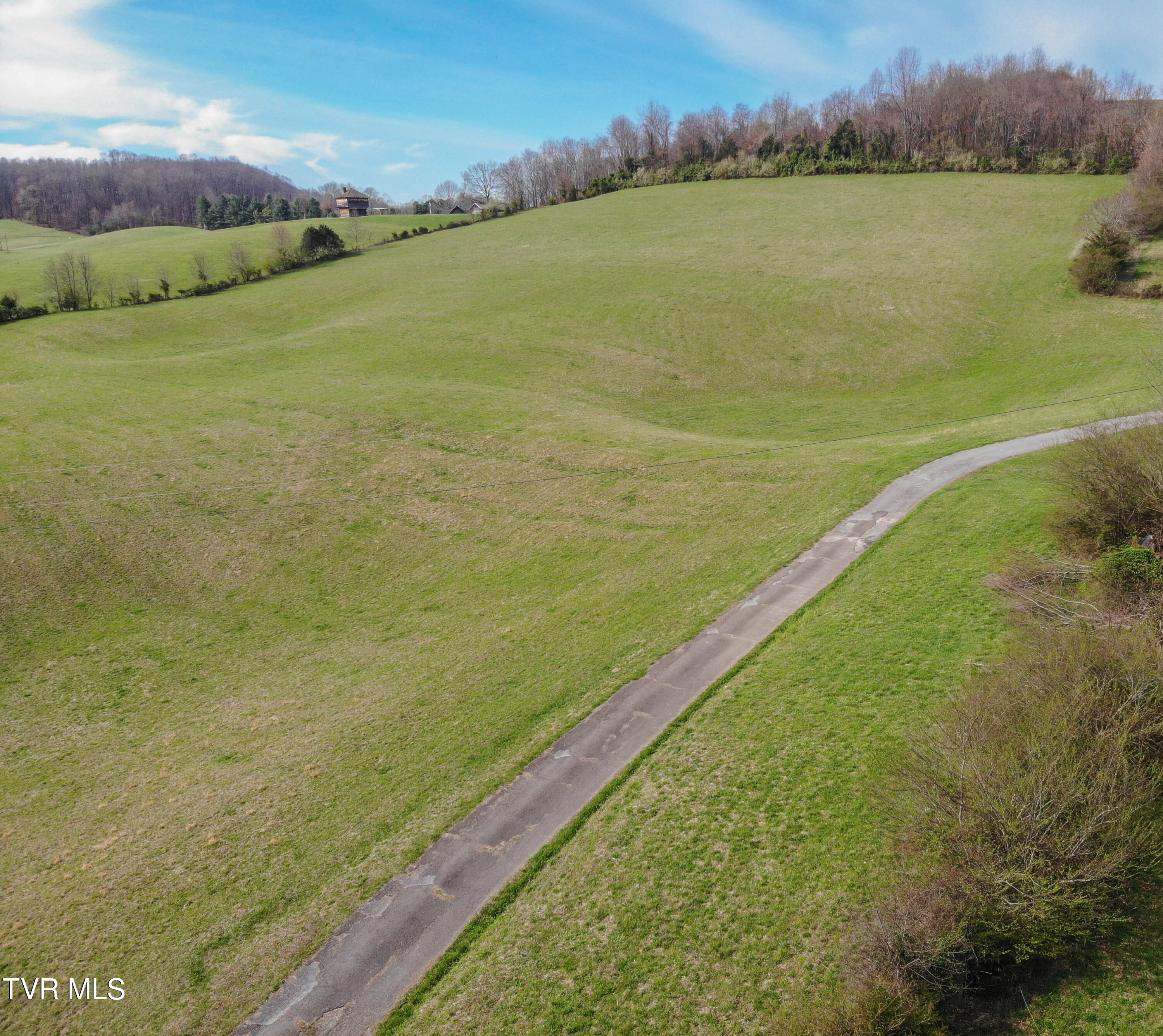 1421 Bishoptown Road Duffield, VA 24244 - Photo 73 of 73 Bishoptown drone-30