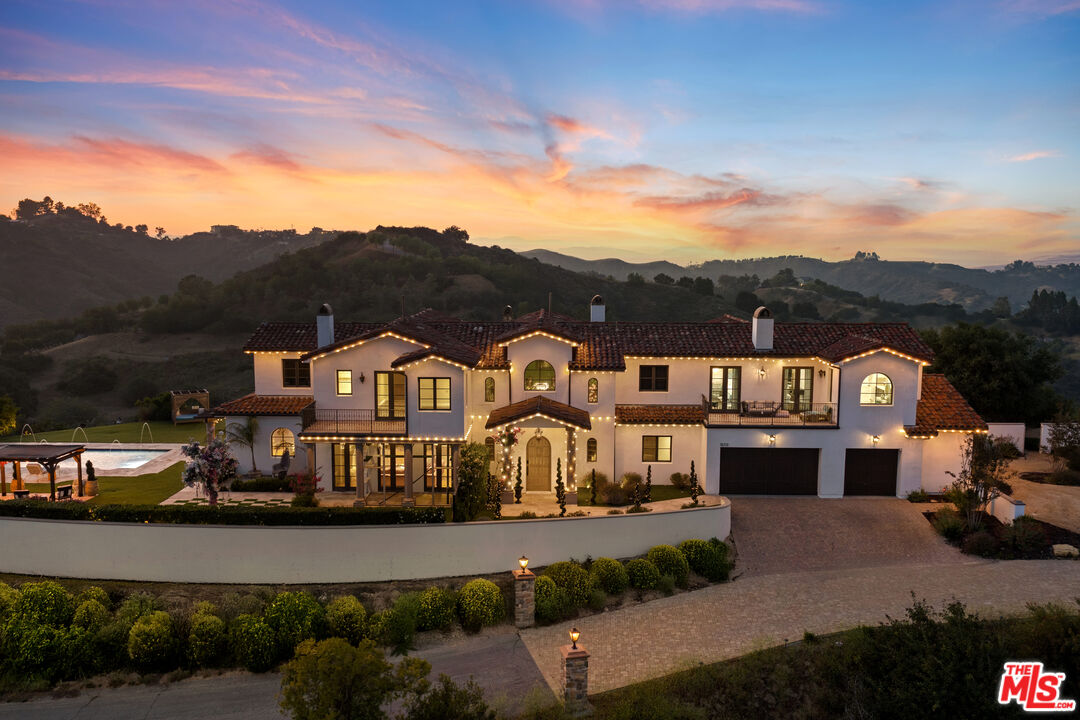 1650 Luse Tank Road Topanga, CA 90290 - Photo 45 of 50 a front view of a house with a ocean view