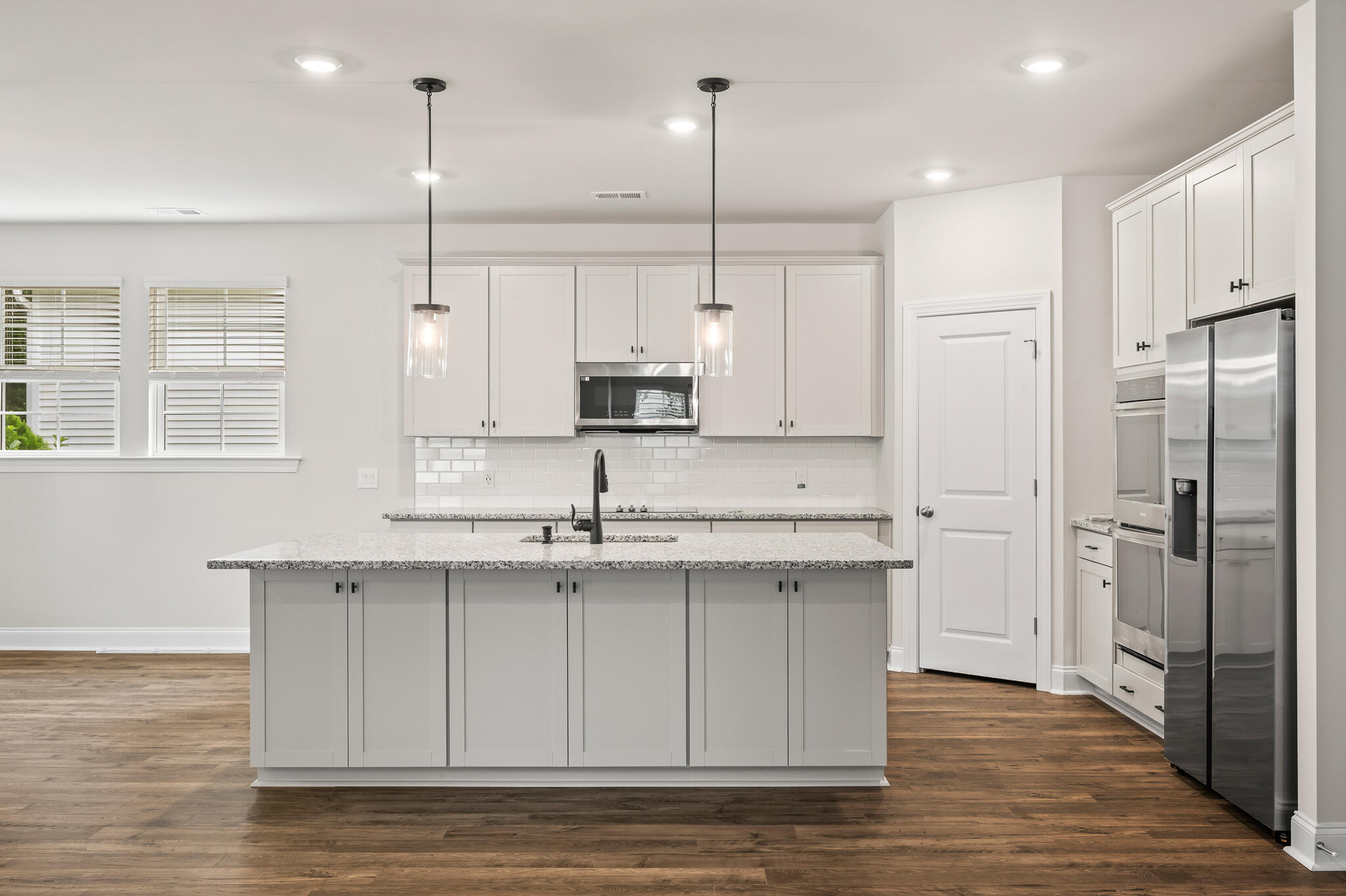 2308 Andover Way Mount Pleasant, SC 29466 - Photo 14 of 38 Kitchen