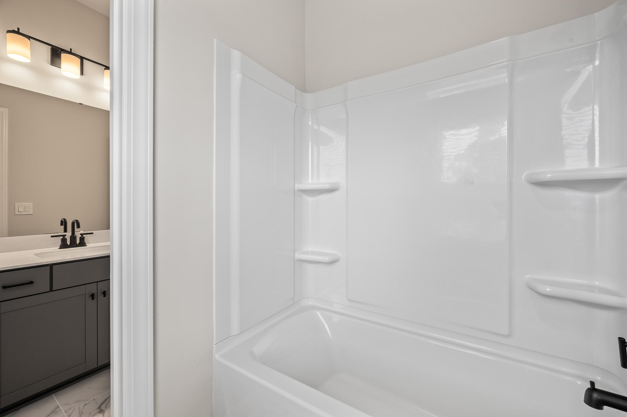 2308 Andover Way Mount Pleasant, SC 29466 - Photo 25 of 38 Bathroom 3 shared