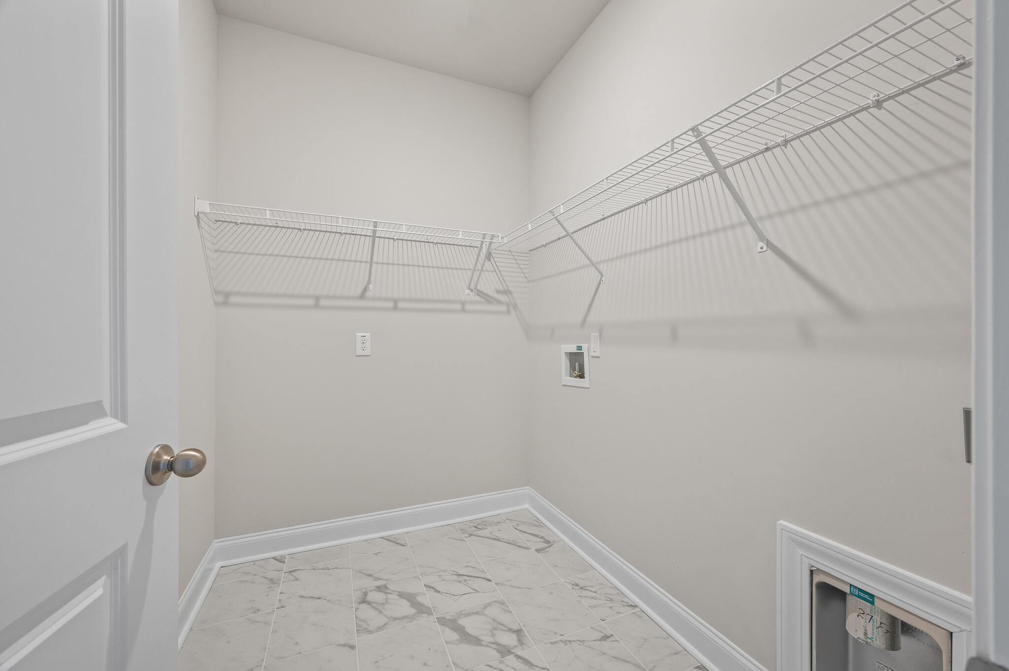 2308 Andover Way Mount Pleasant, SC 29466 - Photo 35 of 38 Laundry/Utility Room