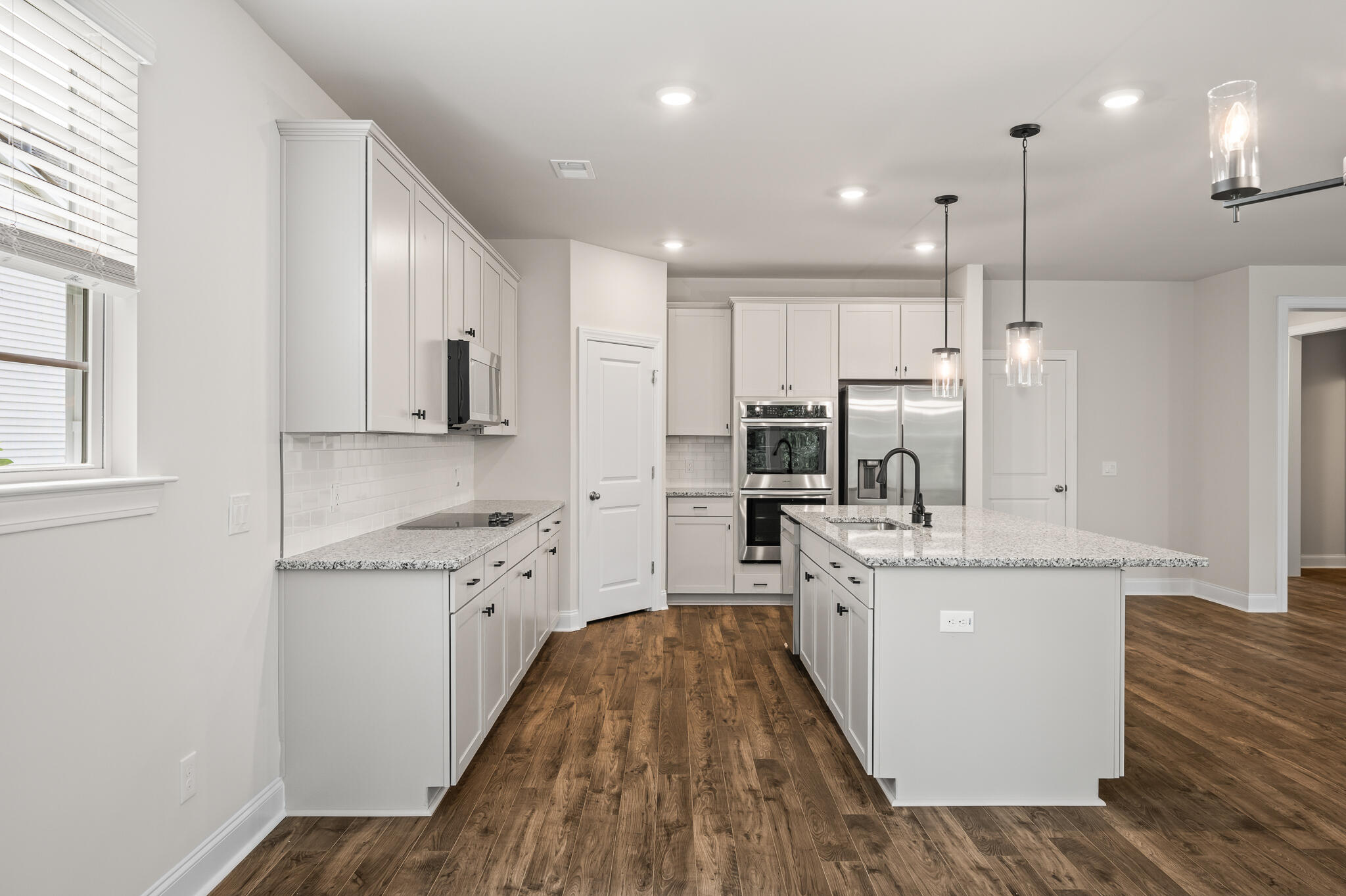 2308 Andover Way Mount Pleasant, SC 29466 - Photo 10 of 38 Kitchen