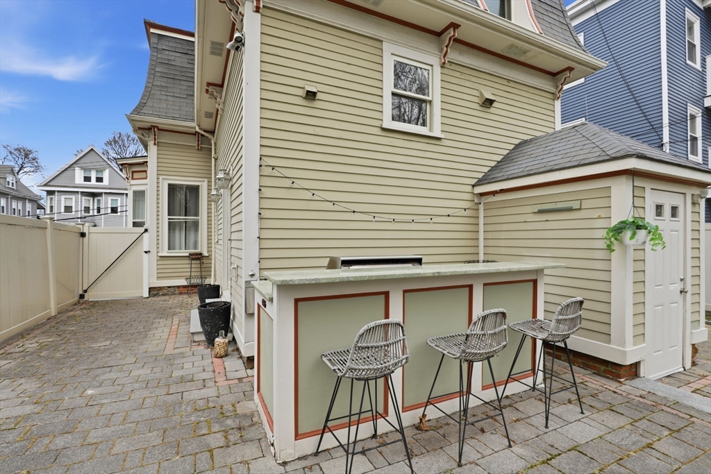 125 Wrentham Street, Unit 1 Boston, MA 02124 - Photo 18 of 18