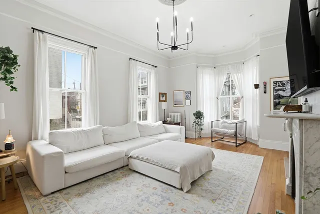 $615,000 | 125 Wrentham Street, Unit 1, Boston, MA 02124