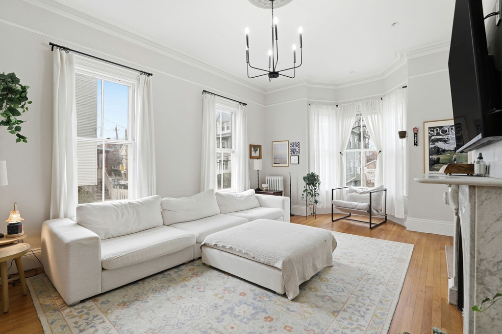 125 Wrentham Street, Unit 1 Boston, MA 02124 - Photo 4 of 18