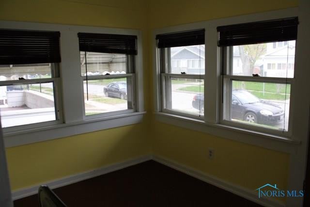 1803 Loxley Road Toledo, OH 43613 - Photo 5 of 37 Gallery Image 5