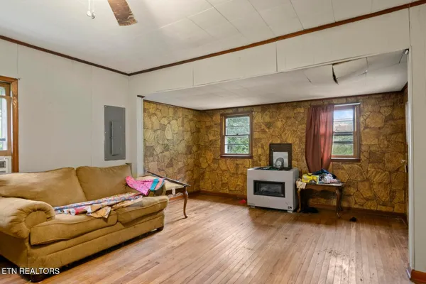 $139,900 | 138 Bethlehem Lane, La Follette, TN 37766