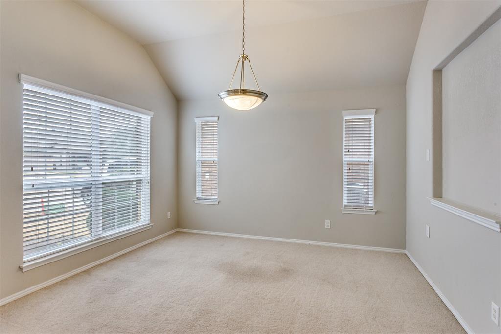 11824 Bellegrove Road Burleson, TX 76028 - Photo 5 of 25