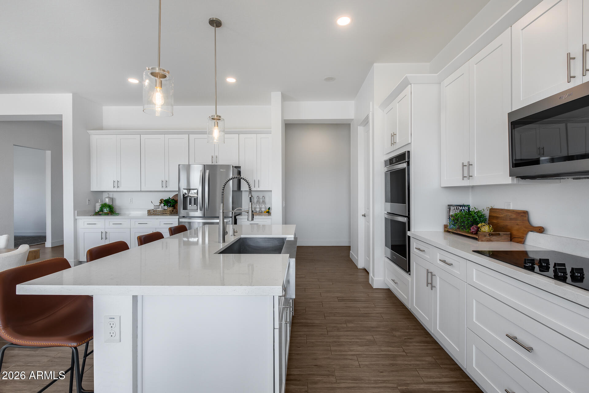 825 West Perdido Way Phoenix, AZ 85086 - Photo 15 of 57 Kitchen