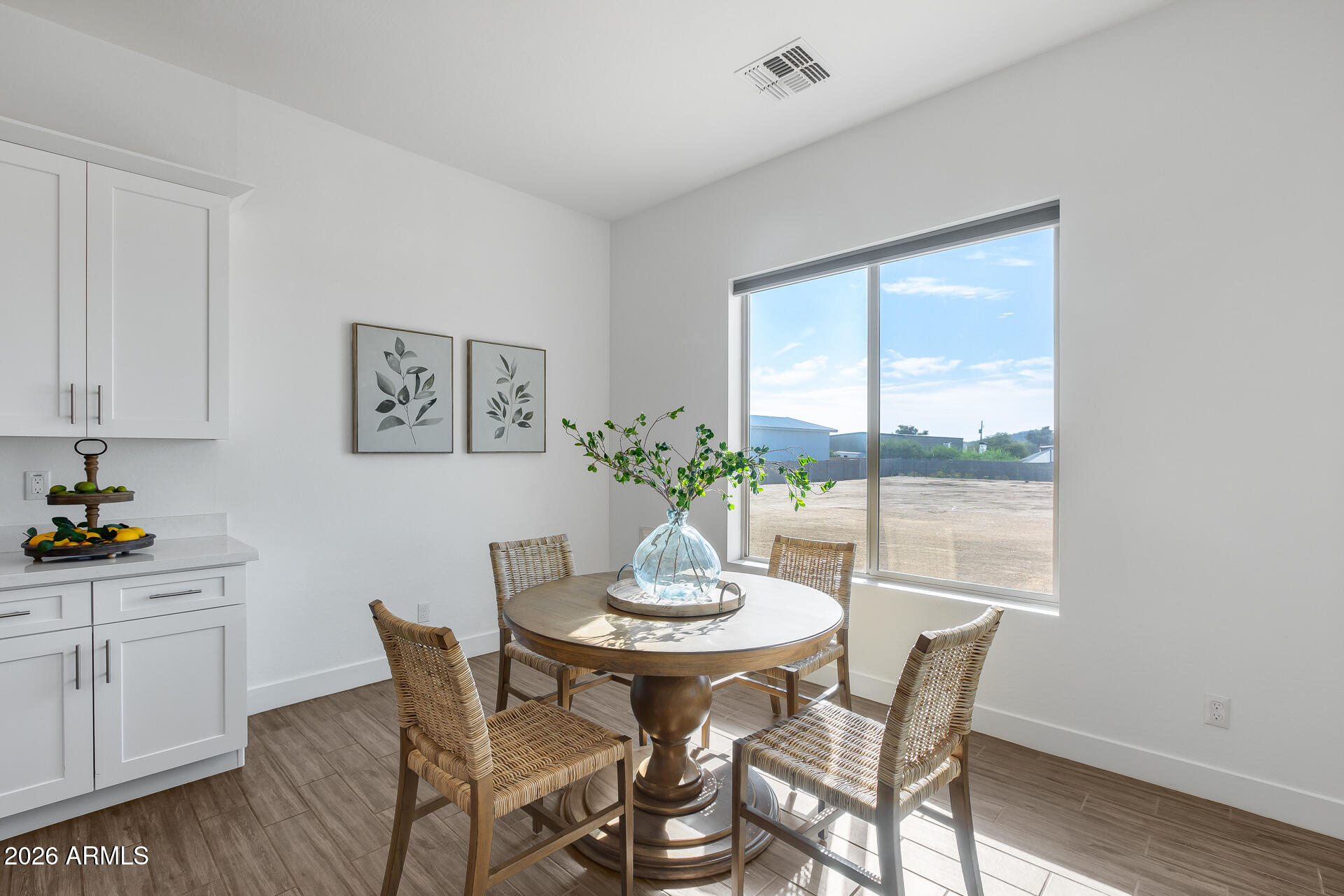 825 West Perdido Way Phoenix, AZ 85086 - Photo 19 of 57 Breakfast nook