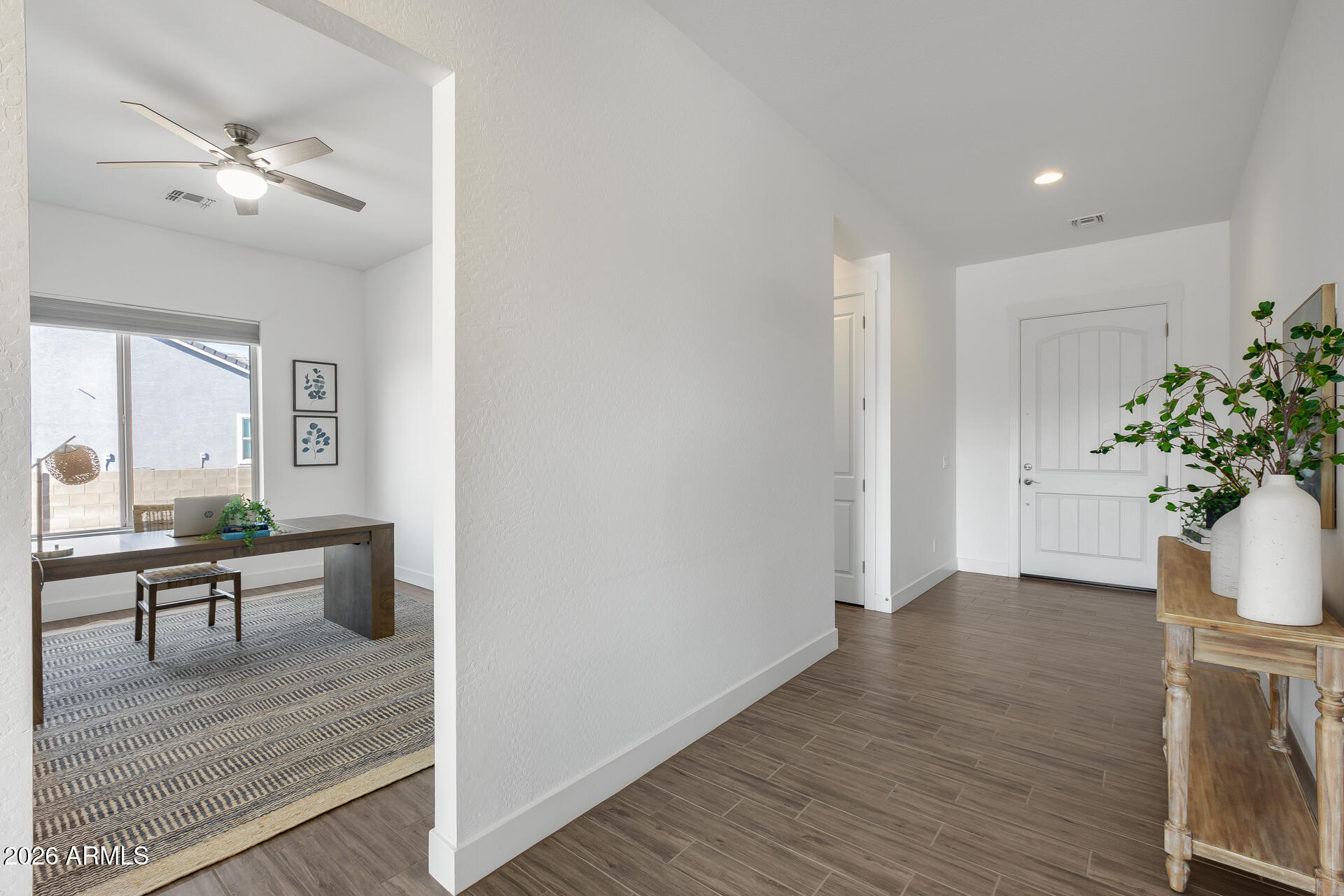 825 West Perdido Way Phoenix, AZ 85086 - Photo 8 of 57 Office off foyer