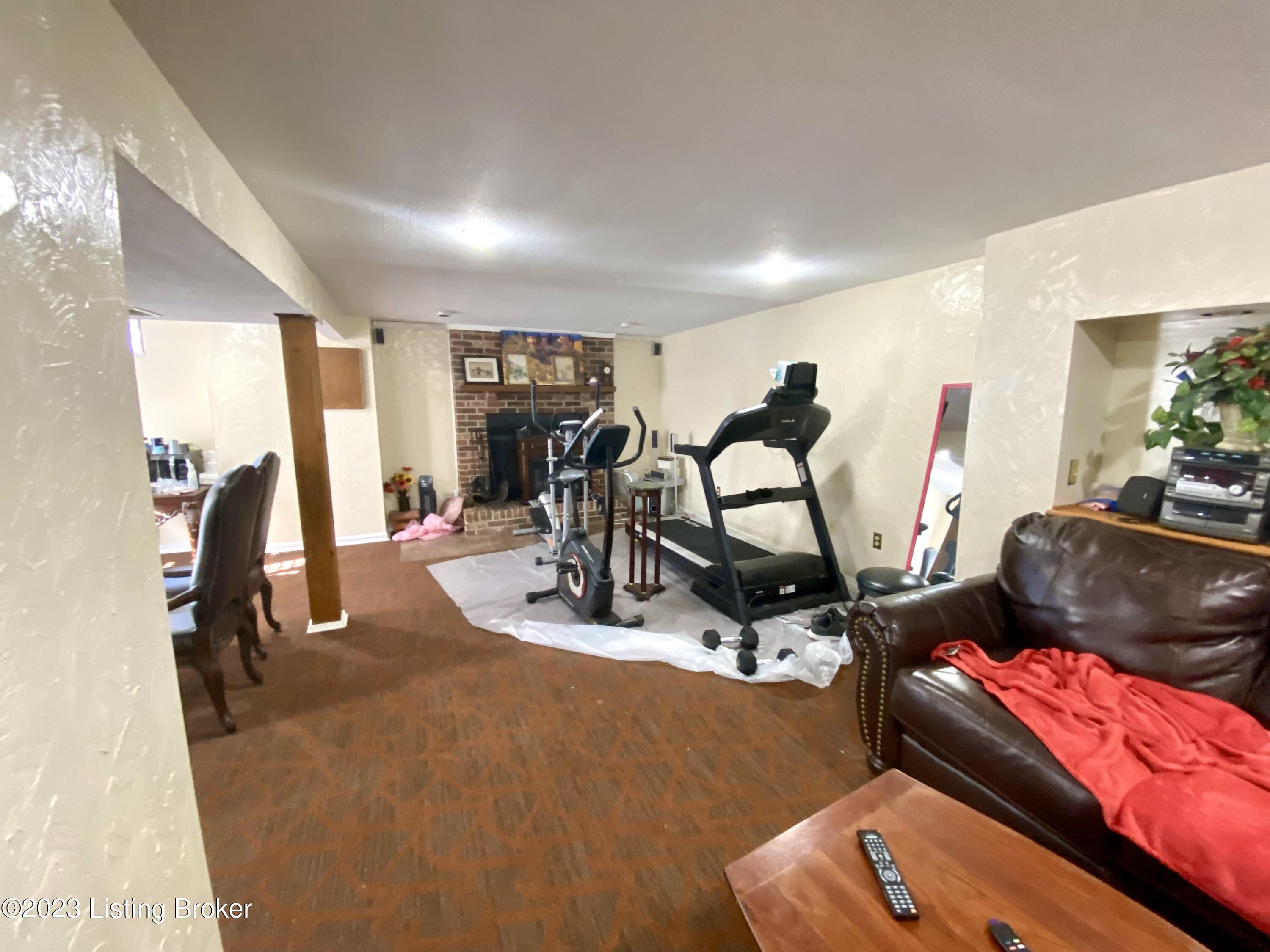 7216 Ridge Creek Road Louisville, KY 40291 - Photo 78 of 86 IMG_E0473