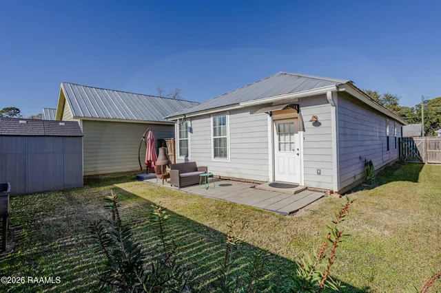 $189,000 | 236 Chatrian Street, Sunset, LA 70584