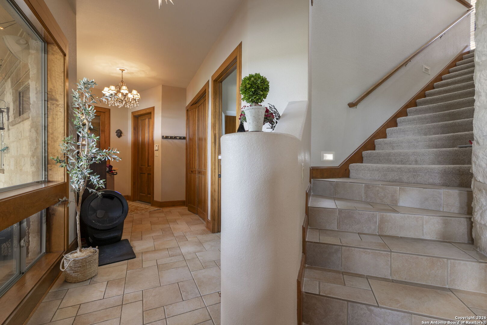 241 Seewald Road Boerne, TX 78006 - Photo 25 of 48 a view of entryway and hall