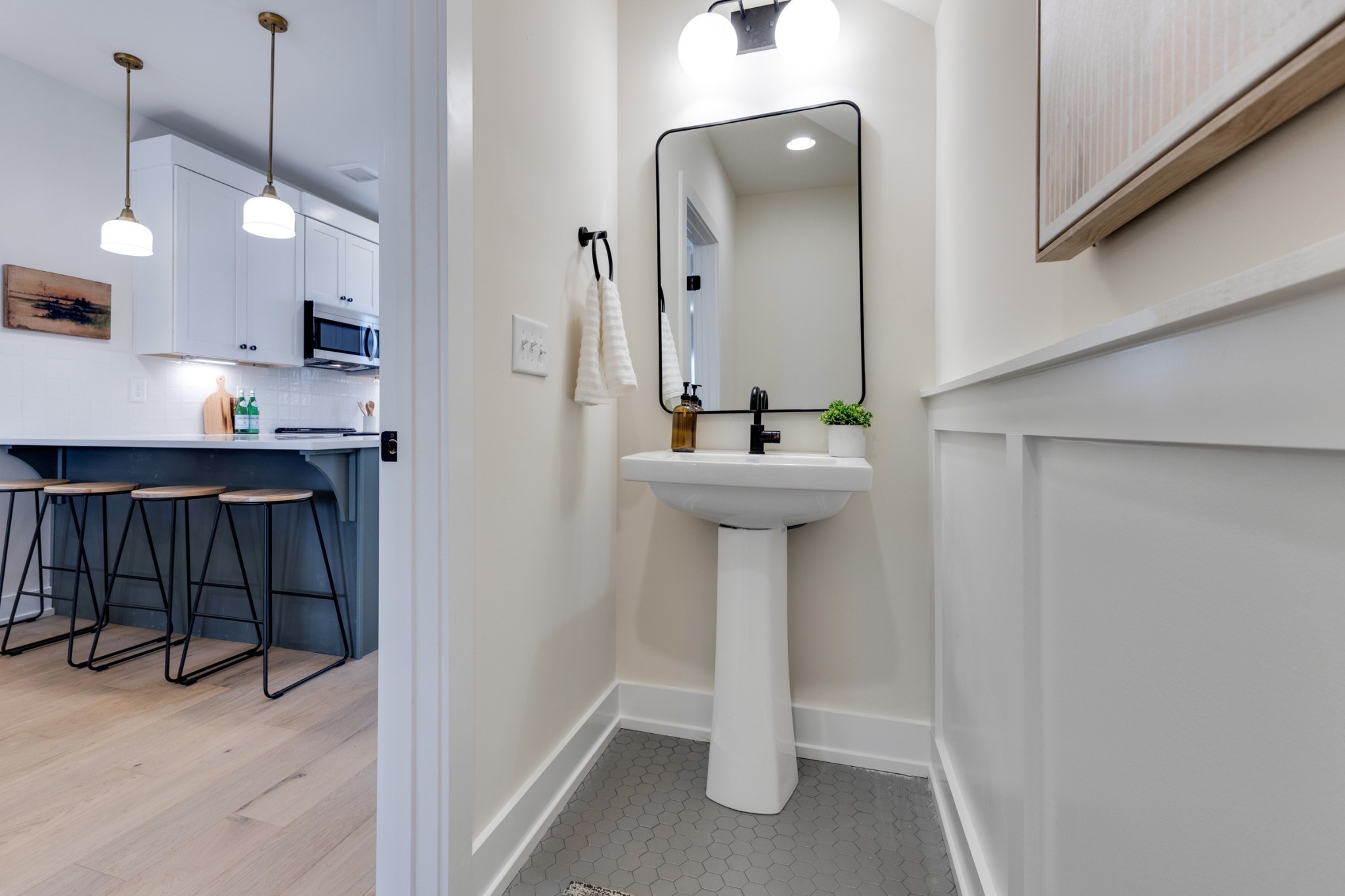 145 Whitsett Road, Unit 6 Nashville, TN 37210 - Photo 19 of 33 a view of living room with furniture and a chandelier