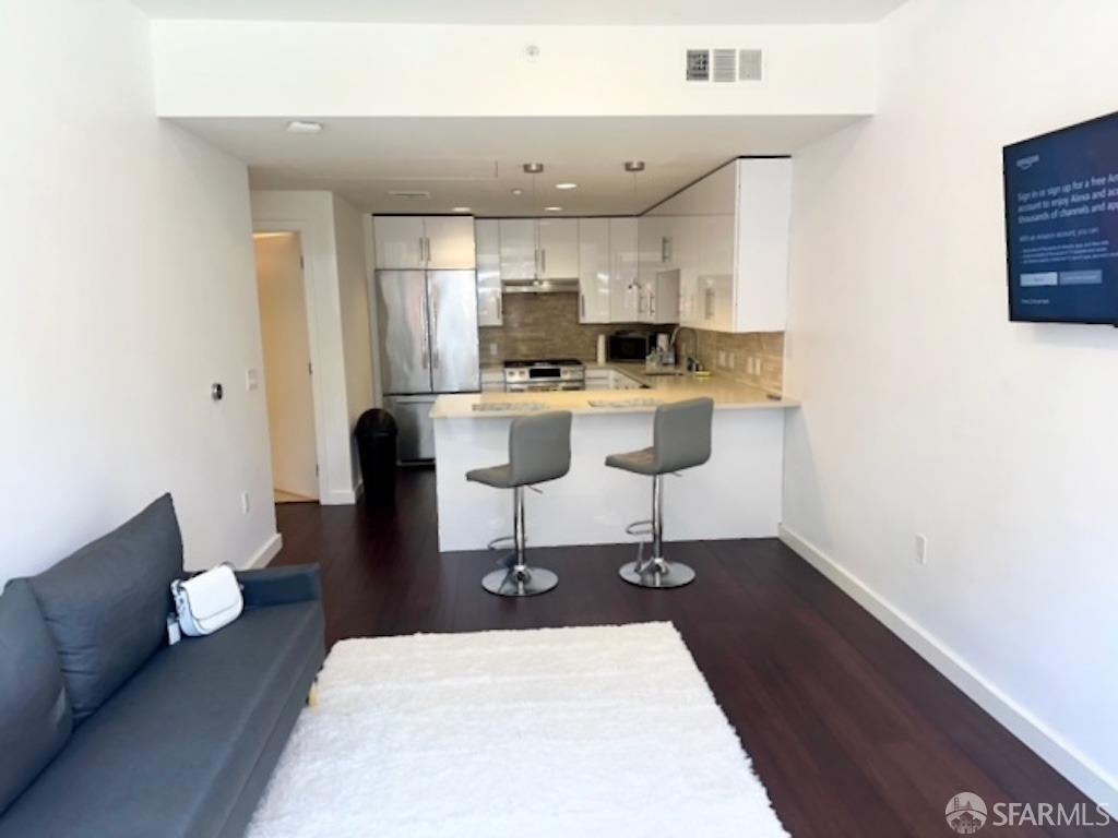 550 Innes Avenue, Unit 101 San Francisco, CA 94124 - Photo 2 of 12
