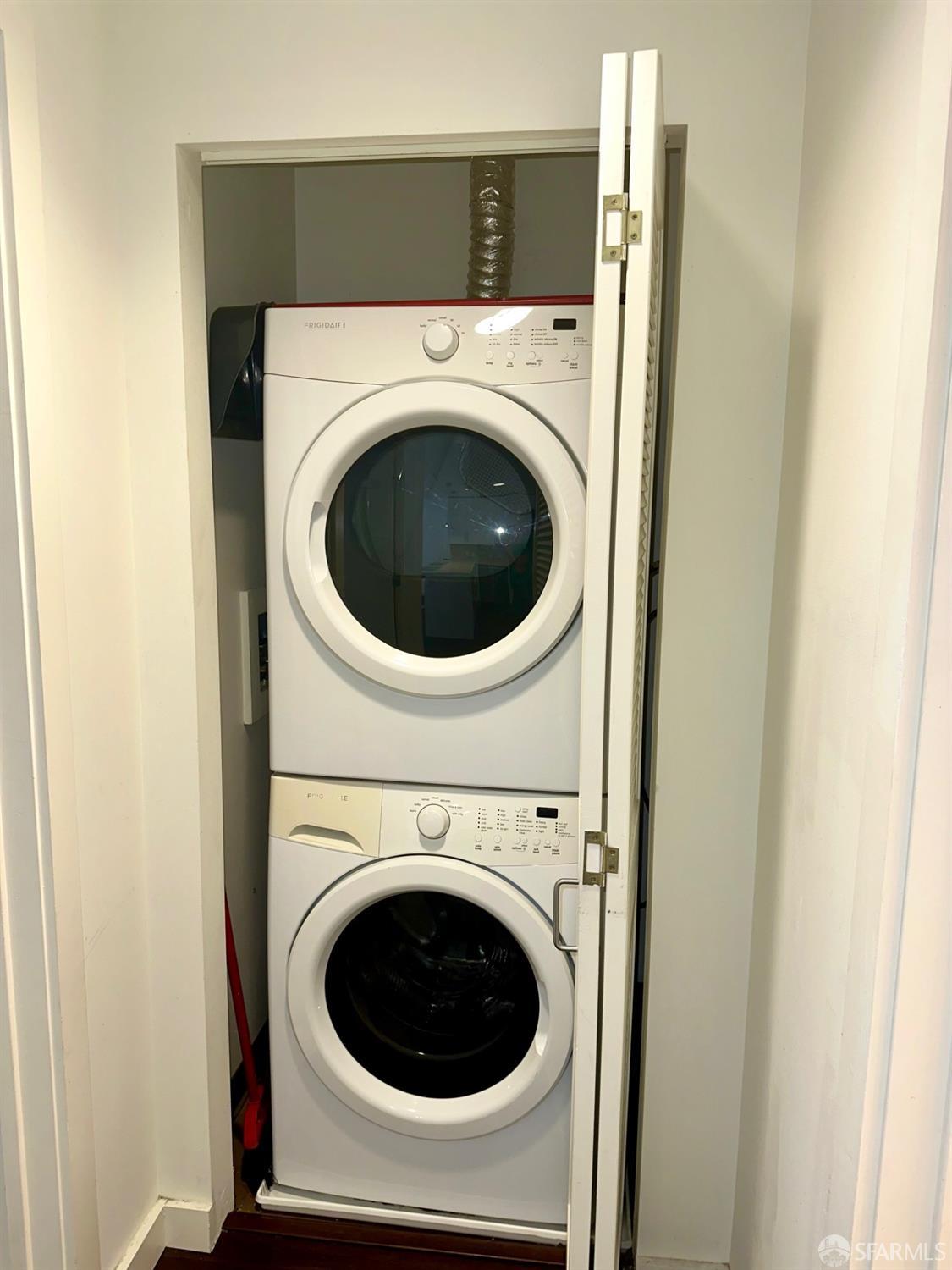 550 Innes Avenue, Unit 101 San Francisco, CA 94124 - Photo 5 of 12