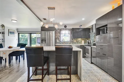 $425,000 | 715 Northwest 23rd Lane, Delray Beach, FL 33445