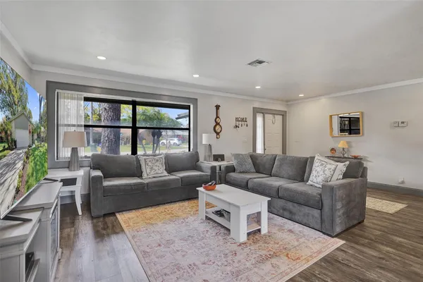 $425,000 | 715 Northwest 23rd Lane, Delray Beach, FL 33445