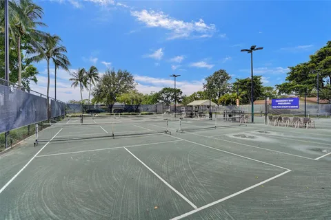 $425,000 | 715 Northwest 23rd Lane, Delray Beach, FL 33445