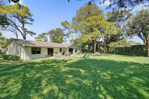 $425,000 | 715 Northwest 23rd Lane, Delray Beach, FL 33445
