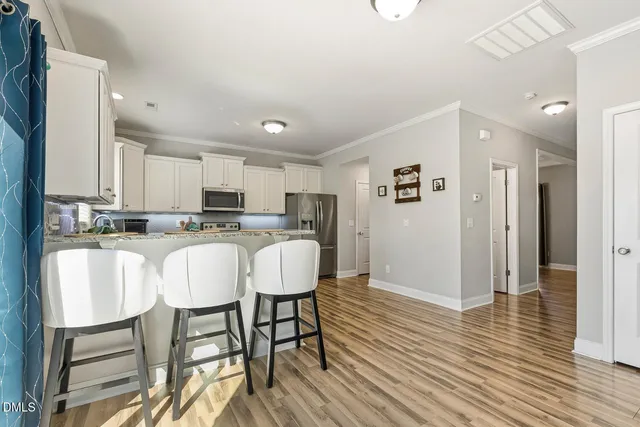 $385,000 | 40 East Arbor Cove Court, Zebulon, NC 27597