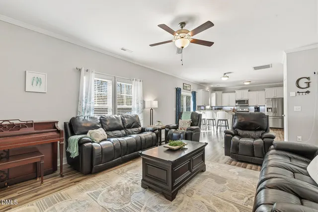 $385,000 | 40 East Arbor Cove Court, Zebulon, NC 27597