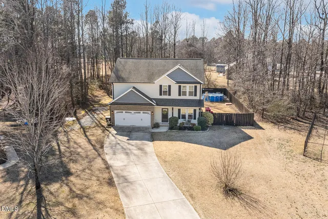 $385,000 | 40 East Arbor Cove Court, Zebulon, NC 27597