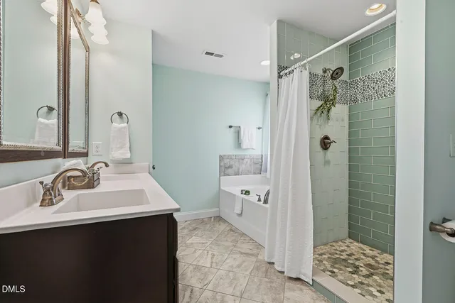 $385,000 | 40 East Arbor Cove Court, Zebulon, NC 27597