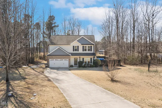 $385,000 | 40 East Arbor Cove Court, Zebulon, NC 27597