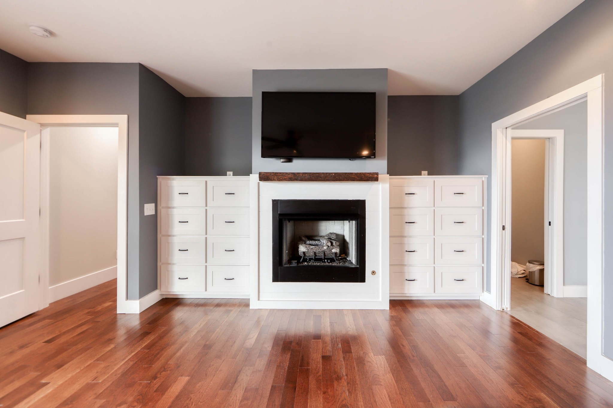 4637 Oregon Road Milton, TN 37118 - Photo 22 of 48 a living room with furniture and a fireplace
