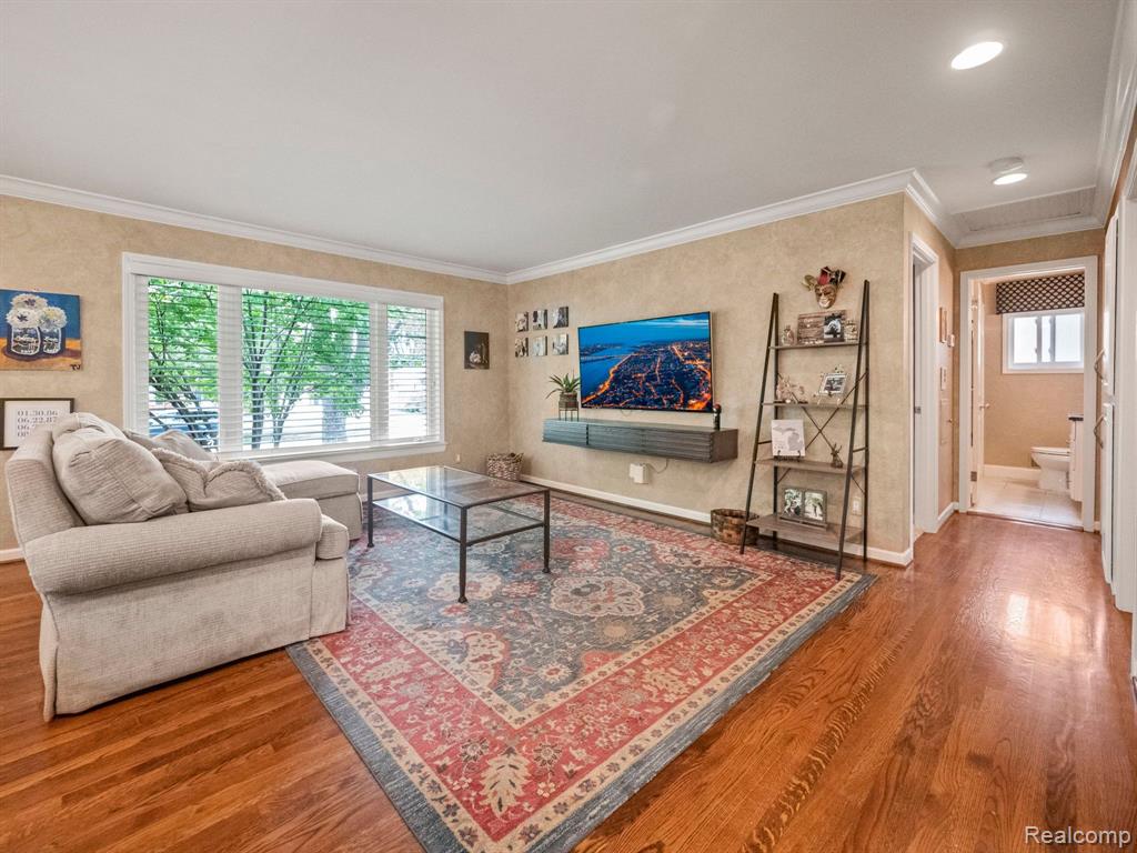 290 Winry Drive Rochester Hills, MI 48307 - Photo 7 of 43