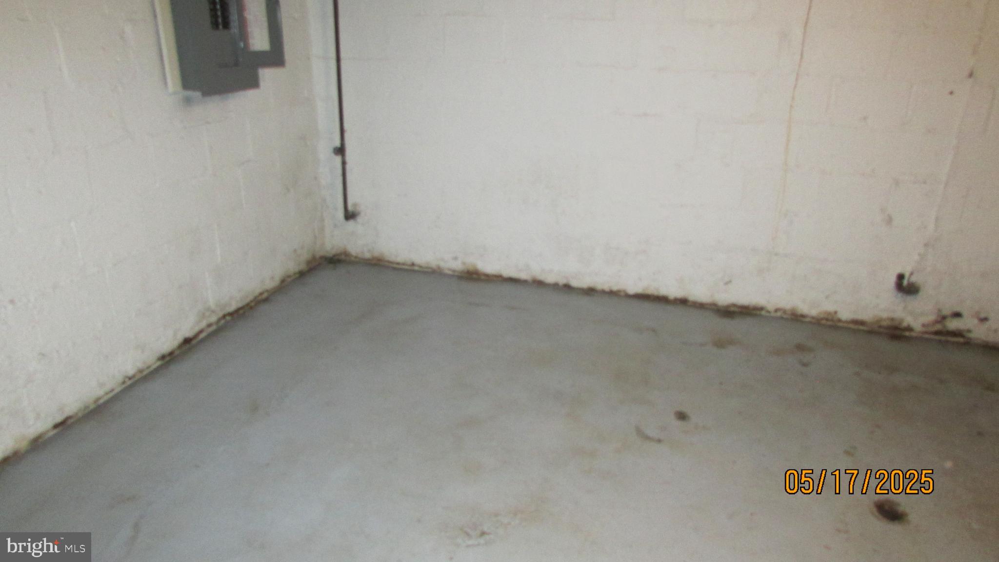 5901 Taylor Road Riverdale, MD 20737 - Photo 10 of 24 a view of a room