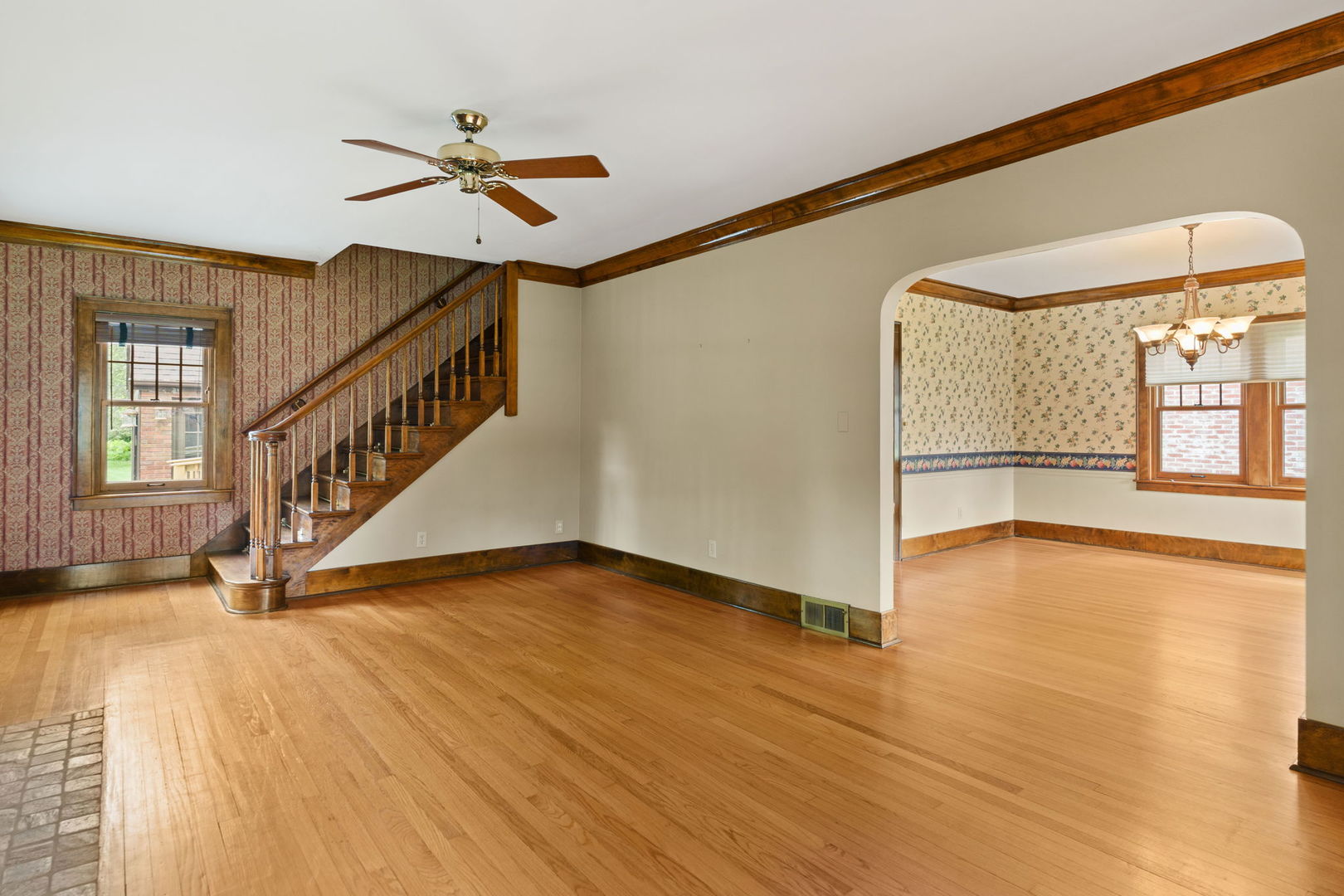 2405 27th Street Moline, IL 61265 - Photo 6 of 51