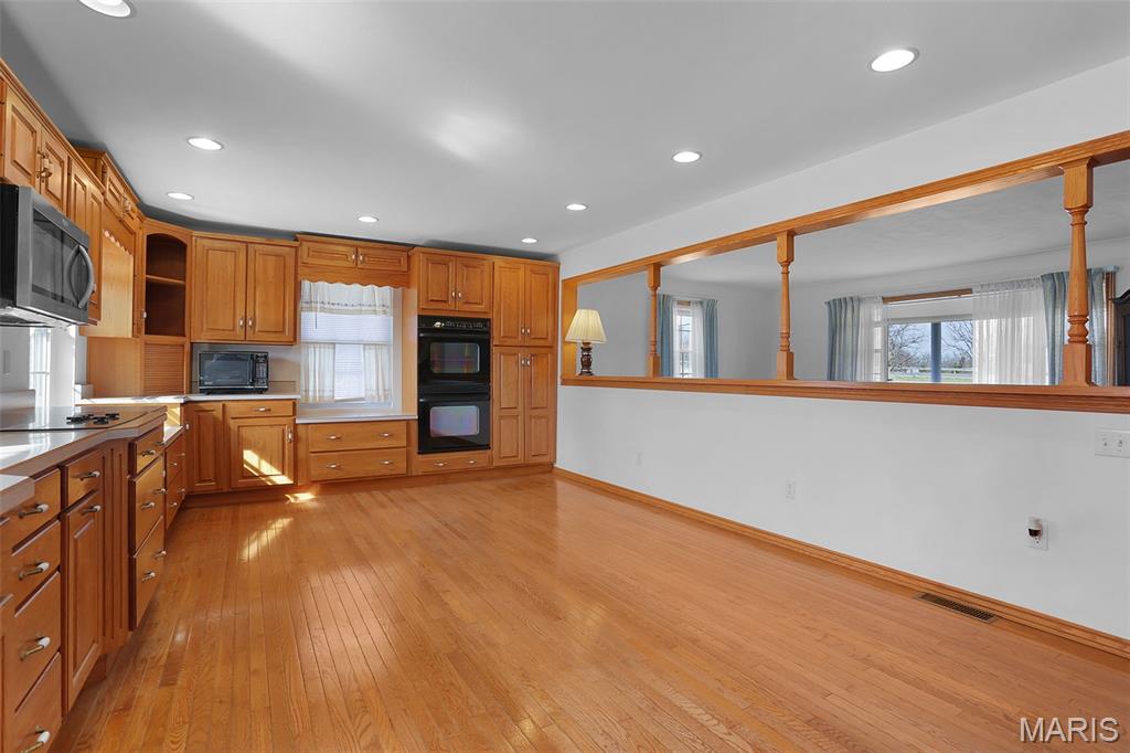 5537 Highway 159 Edwardsville, IL 62025 - Photo 14 of 36