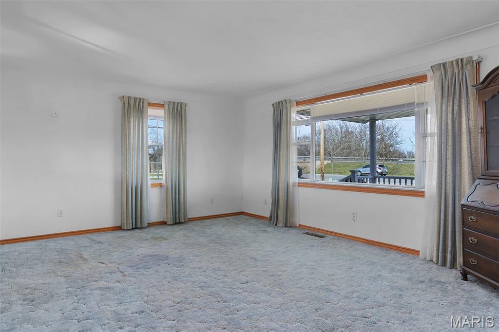 5537 Highway 159 Edwardsville, IL 62025 - Photo 8 of 36