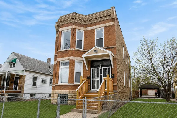 $1,700 | 7322 South Langley Avenue, Unit 2, Chicago, IL 60619