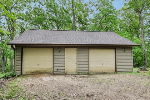 $589,000 | 355 Maple Heights Road, Medina, WI 53559