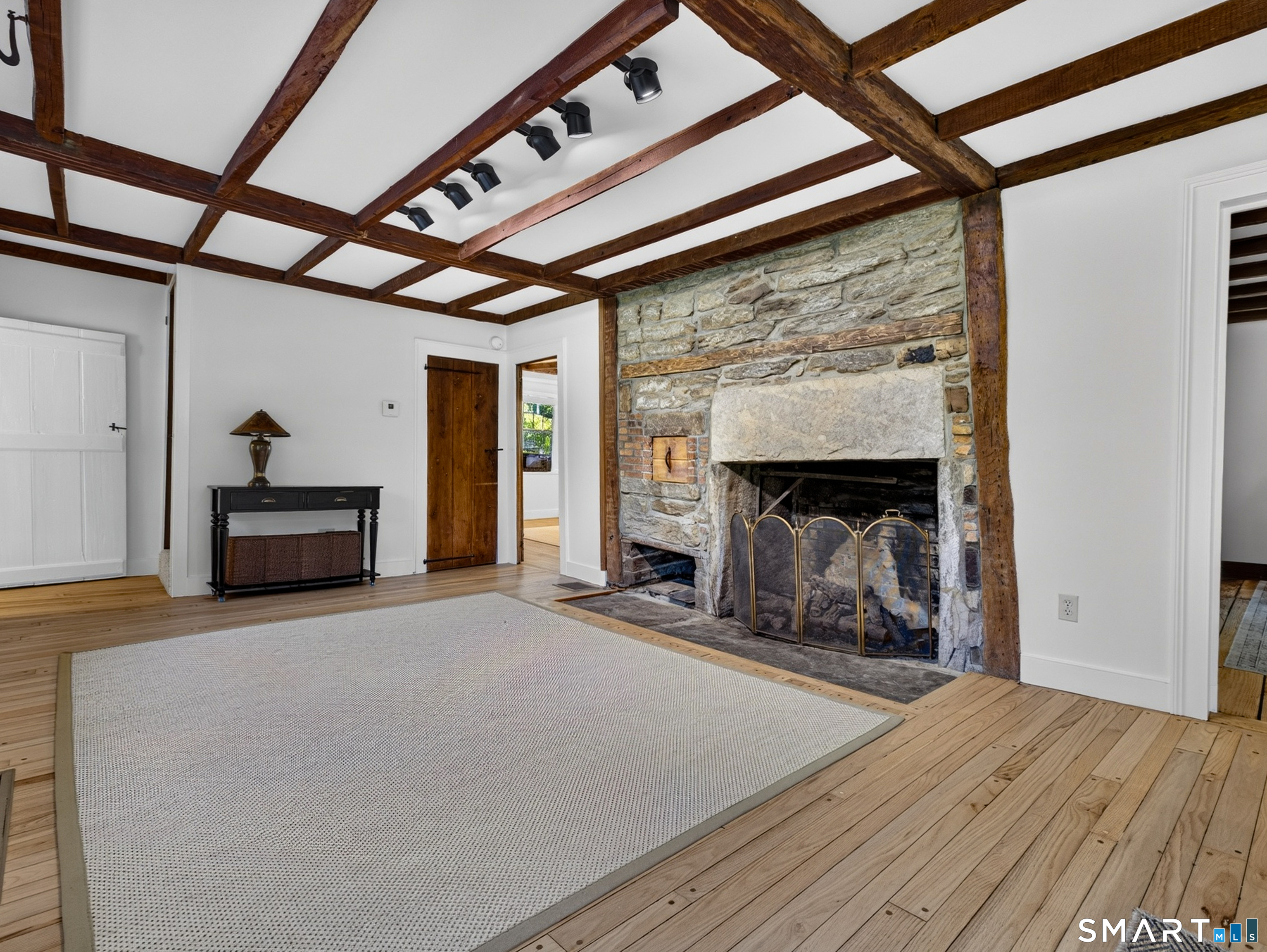 79 Chestnut Hill Road Killingworth, CT 06419 - Photo 11 of 34 Gallery Image 11
