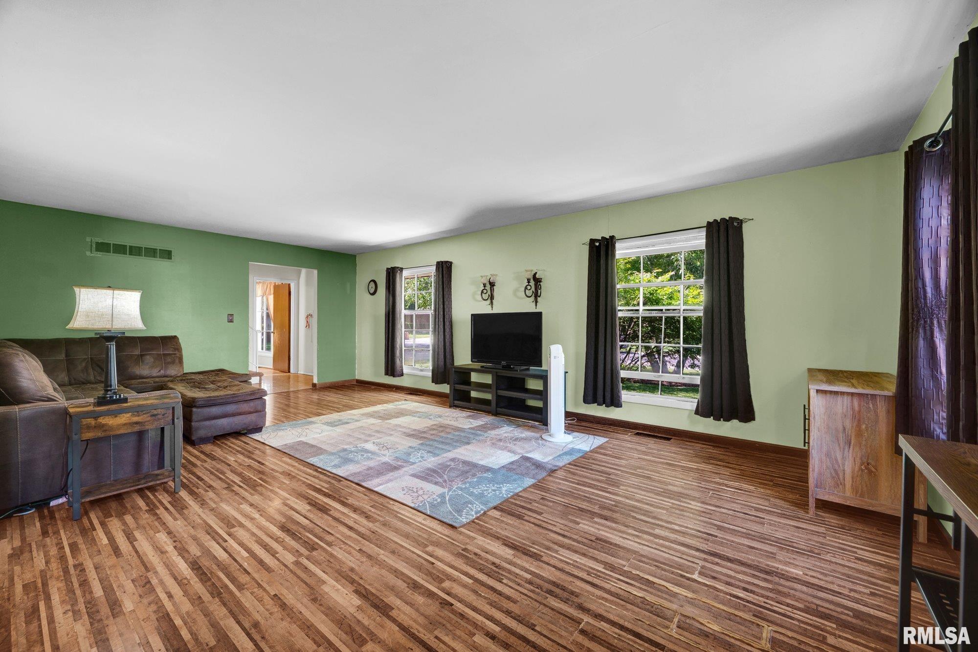 508 West Timber Ridge Drive Peoria, IL 61615 - Photo 11 of 25