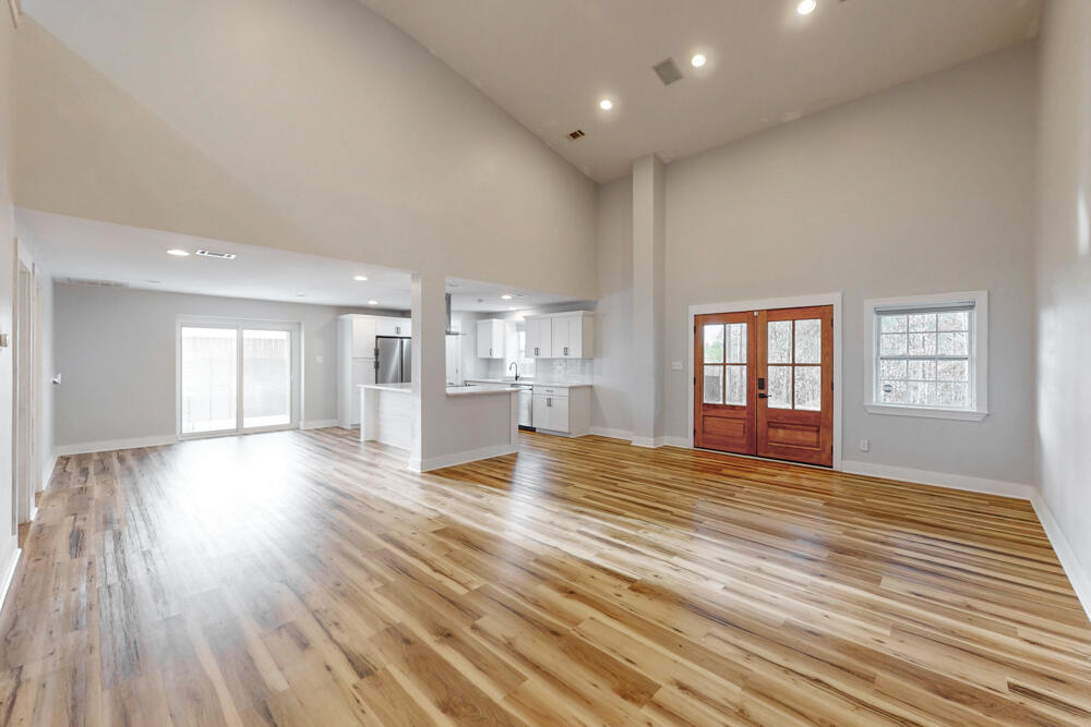 9 Springdale Road Graniteville, SC 29829 - Photo 4 of 29 Huge Living Room!