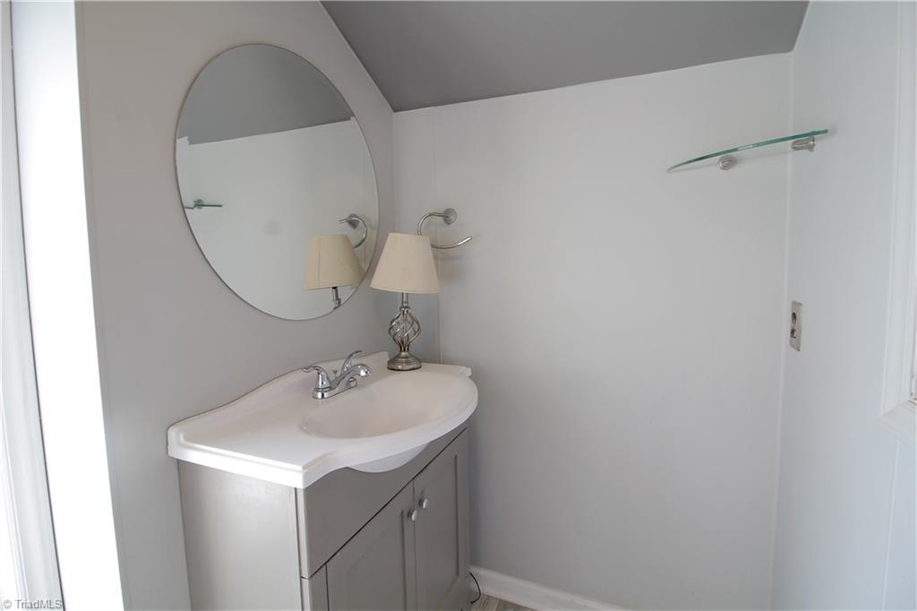 806 Carrick Street High Point, NC 27262 - Photo 17 of 26 Gallery Image 17