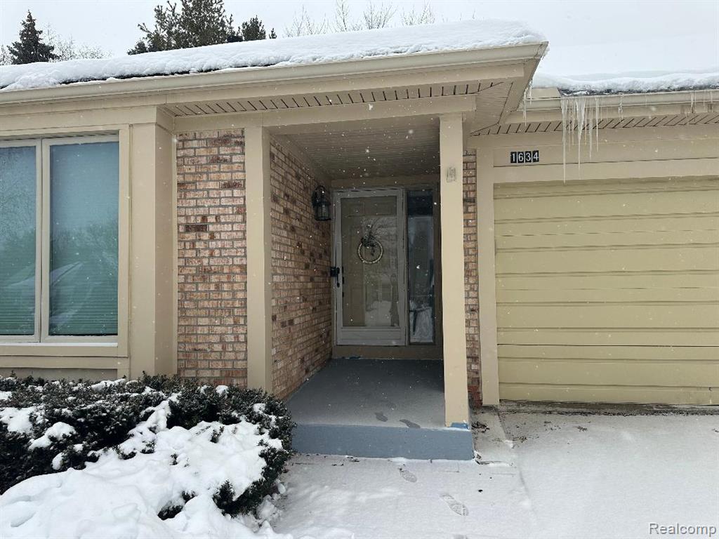 1634 Fielding Drive Rochester Hills, MI 48307 - Photo 2 of 39
