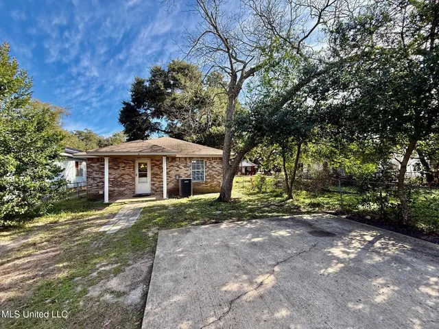 $1,300 | 1117 41st Avenue, Gulfport, MS 39501