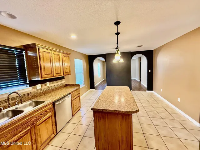 $1,300 | 1117 41st Avenue, Gulfport, MS 39501