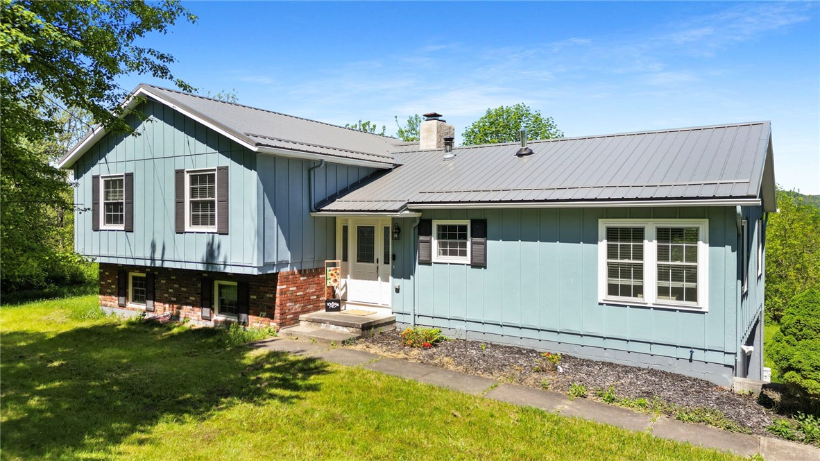 445 Dan Main Road Norwich, NY 13815 - Photo 2 of 34