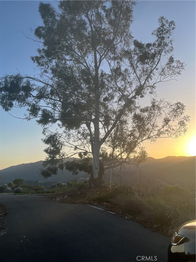 44810 La Mancha Road Temecula, CA 92590 - Photo 4 of 10 a view of outdoor space and mountain view