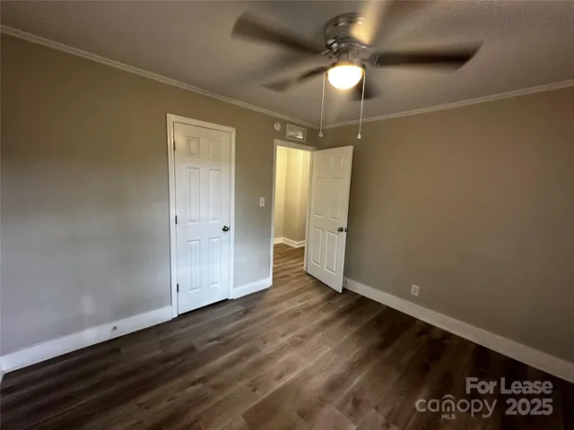 $1,099 | 903 Holt Street, Lexington, NC 27292