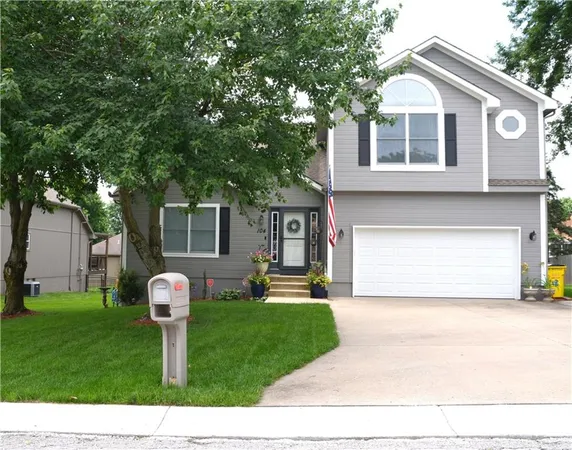 $425,000 | 104 Northeast Eastwood Drive, Blue Springs, MO 64014