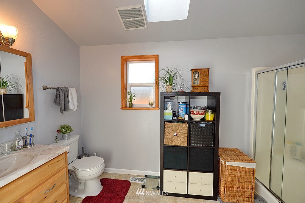 21506 1st Avenue West Bothell, WA 98021 - Photo 17 of 25